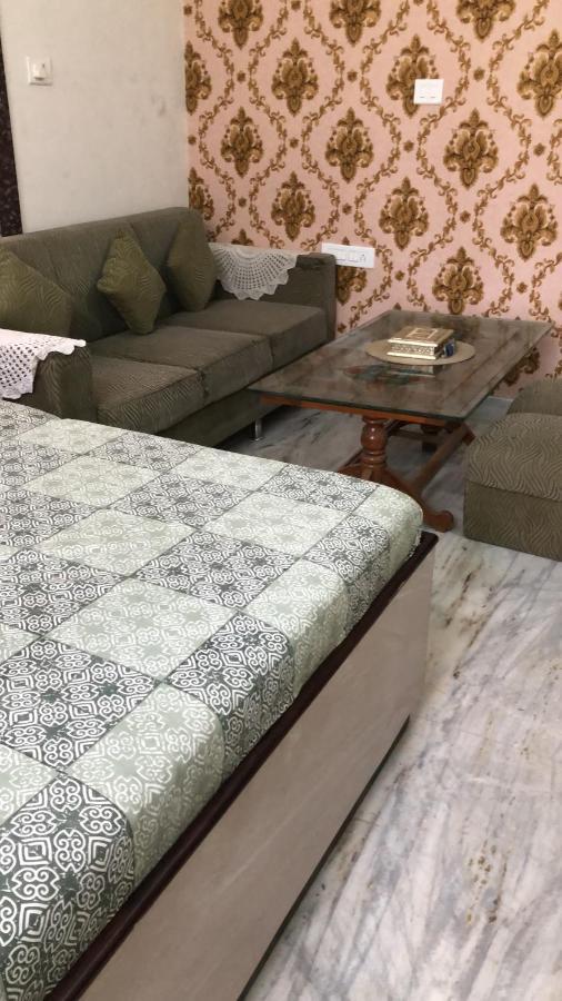 Ramaya Home Stay Varanasi Exteriör bild