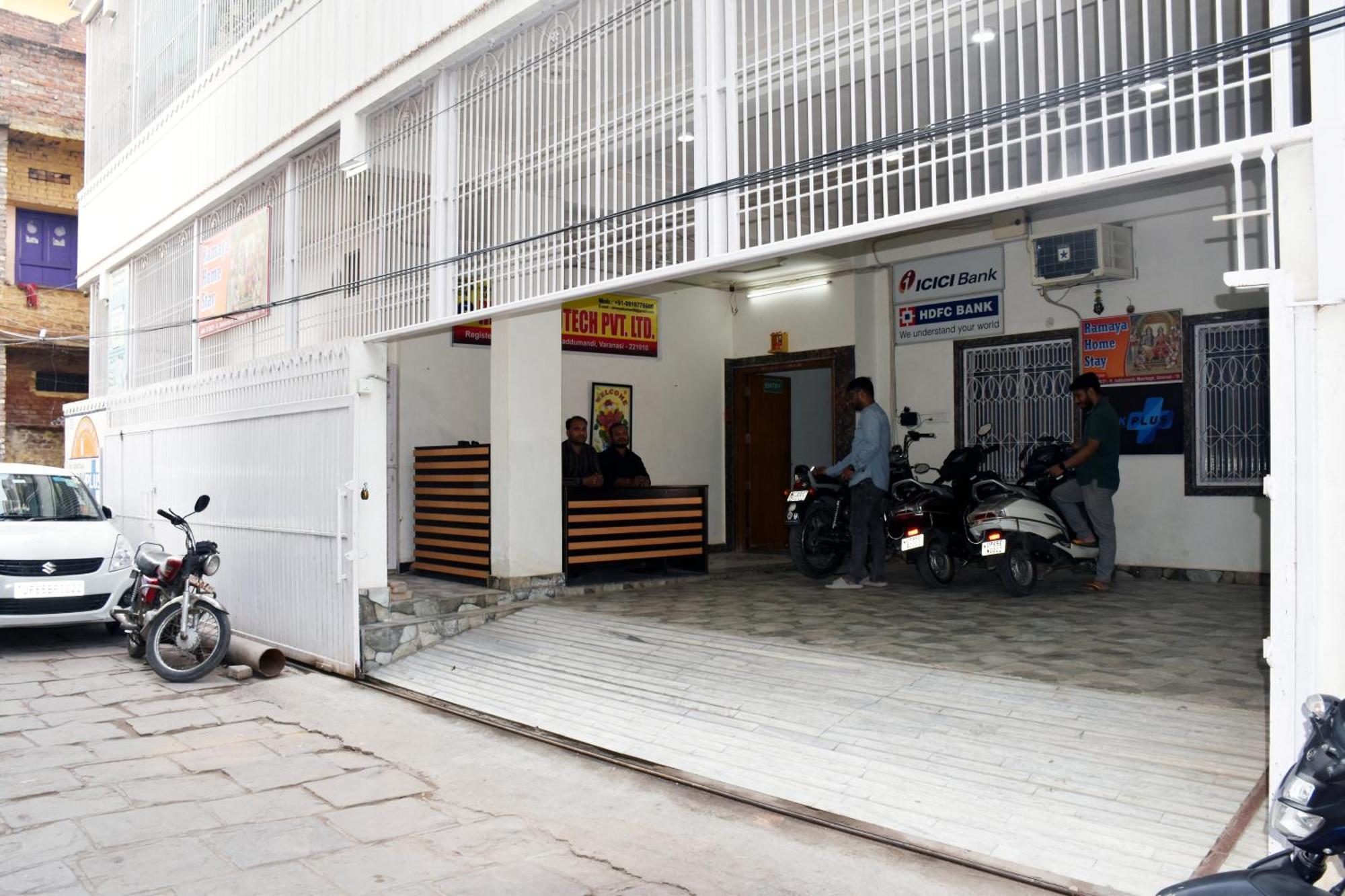 Ramaya Home Stay Varanasi Exteriör bild