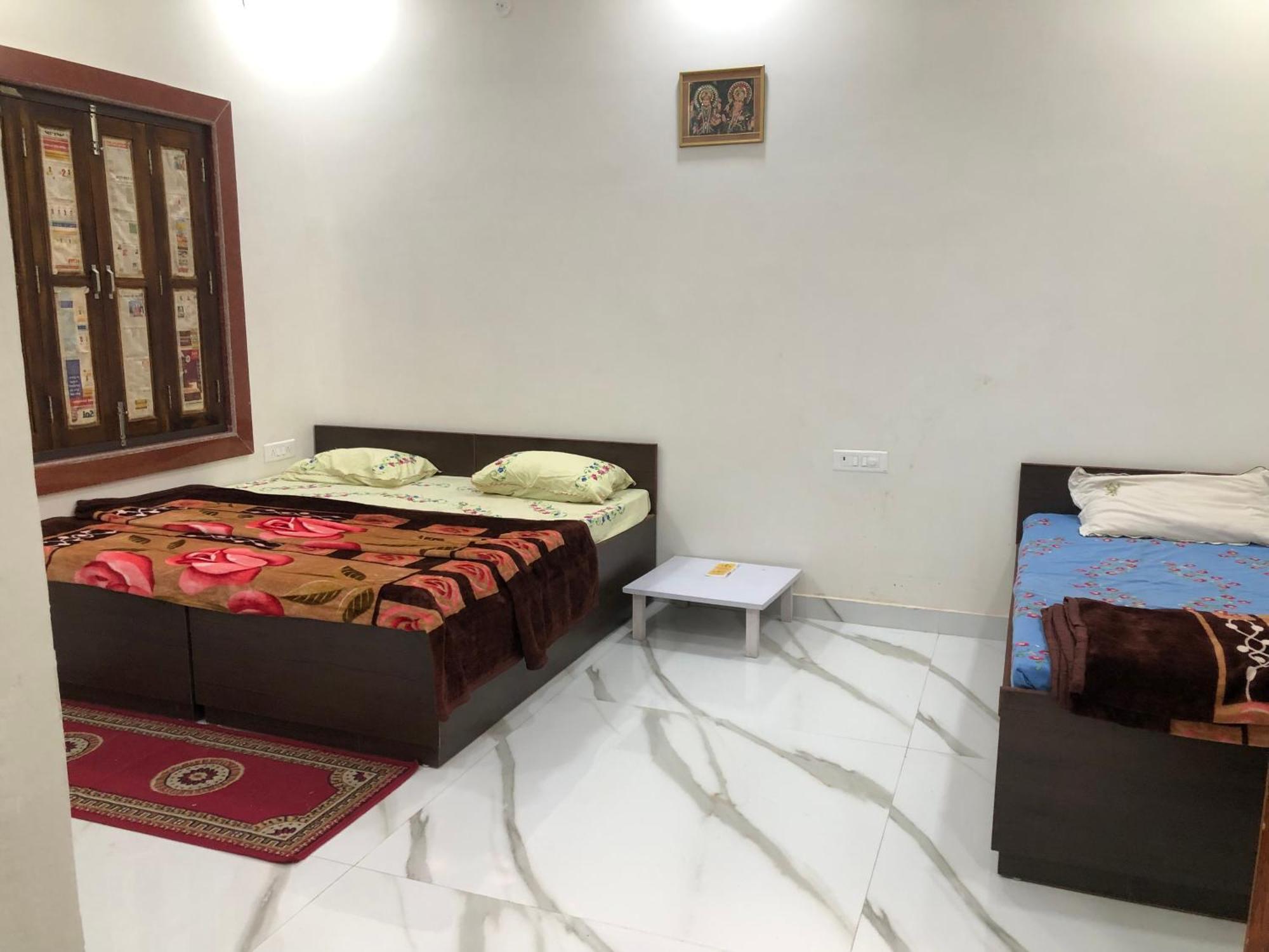 Ramaya Home Stay Varanasi Exteriör bild