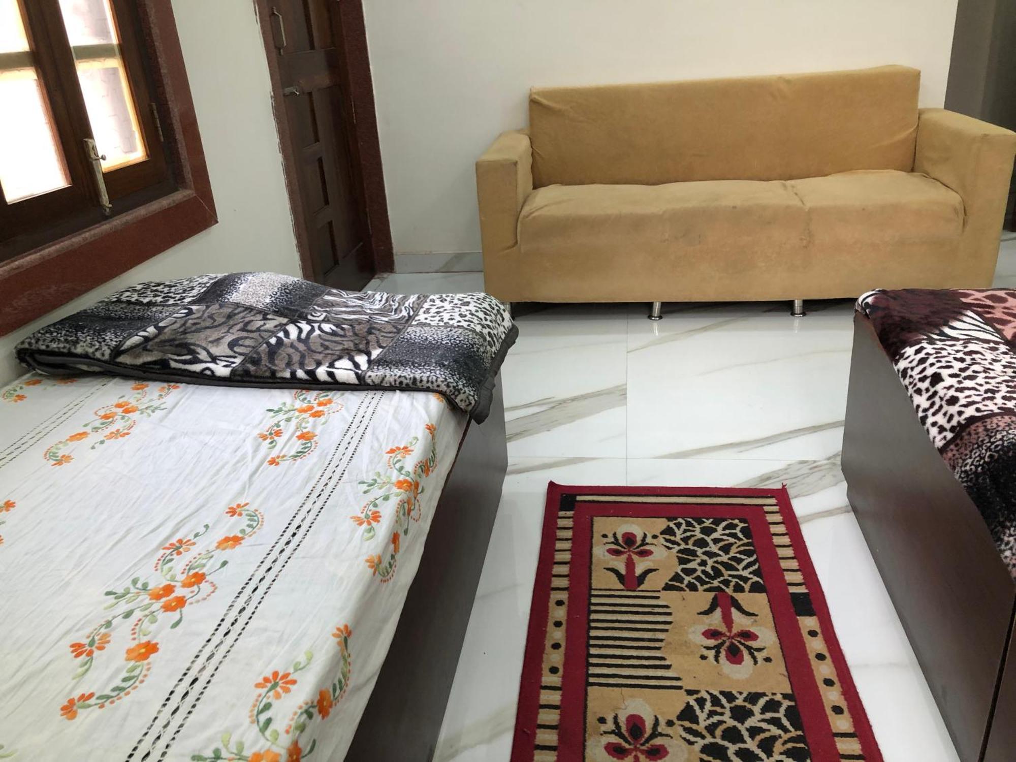 Ramaya Home Stay Varanasi Exteriör bild